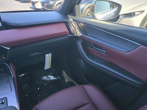 New 2026 MAZDA CX-70 3.3 Turbo w/ Premium Plus Pkg image 16