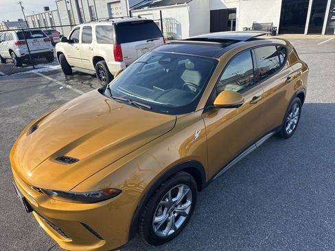 Certified 2024 Dodge Hornet R/T Plus w/ Tech Pack Plus w/o Parking image 26