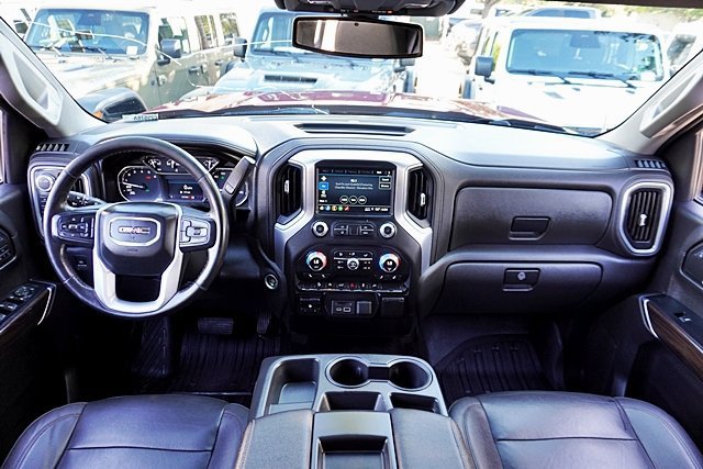 Used 2021 GMC Sierra 1500 SLT AWD/4WD image 32