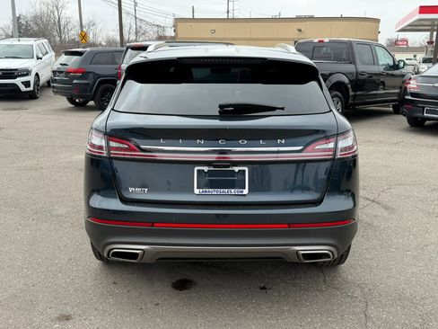 Used 2023 Lincoln Nautilus Reserve image 4