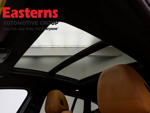 Used 2021 BMW X4 xDrive30i w/ M Sport Package AWD/4WD image 37