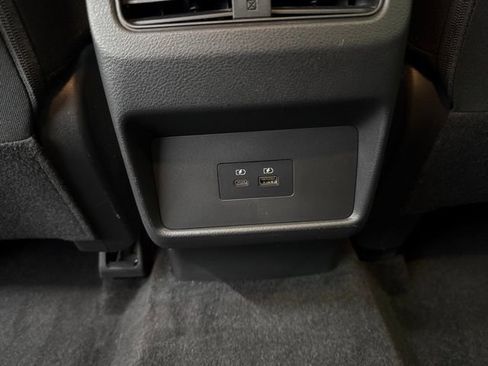 Used 2023 Nissan Rogue SV AWD/4WD image 22