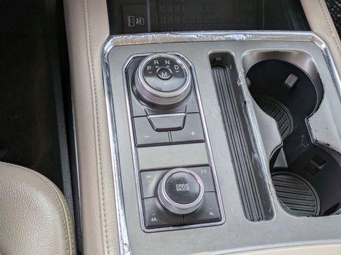 Used 2020 Ford Expedition XLT w/ Equipment Group 202A image 26