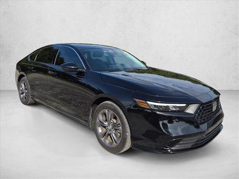 Used 2024 Honda Accord EX-L image 3