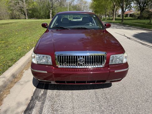 Used 2006 Mercury Grand Marquis GS RWD image 8