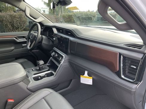 New 2026 GMC Sierra 1500 Denali w/ Denali Reserve Package image 30