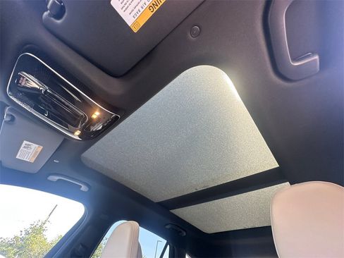 Certified 2026 Mercedes-Benz GLC 300 4MATIC image 33