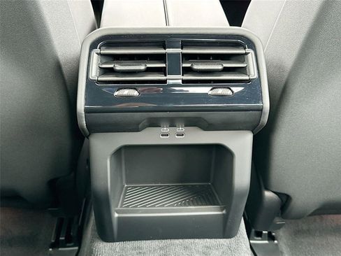 New 2026 BMW 530i xDrive 530i xDrive w/ M Sport Package image 27