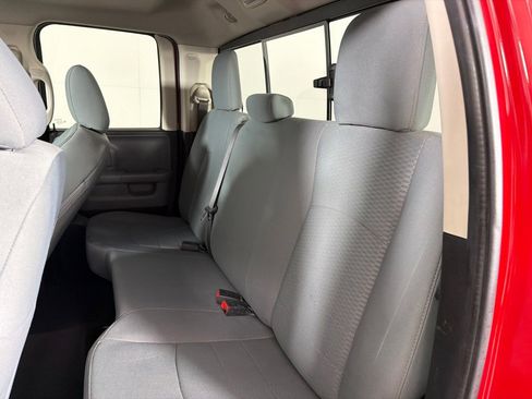 Used 2020 RAM 1500 Classic SLT AWD/4WD image 19