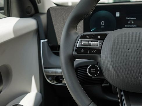 New 2026 Hyundai Ioniq 5 SE AWD/4WD image 20