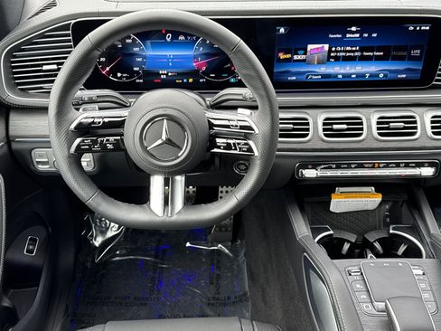 New 2026 Mercedes-Benz GLS 450 4MATIC image 25