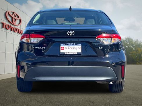 Used 2024 Toyota Corolla LE FWD image 4