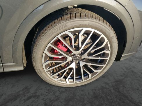 New 2025 Audi SQ5 Premium Plus image 6