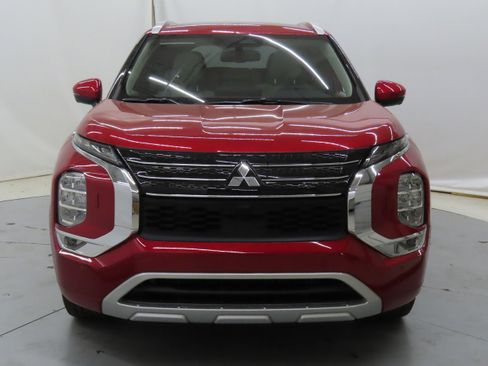 New 2025 Mitsubishi Outlander SEL image 8