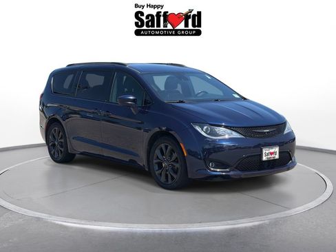 Used 2019 Chrysler Pacifica Touring-L w/ Advanced Safetytec Group FWD image 18