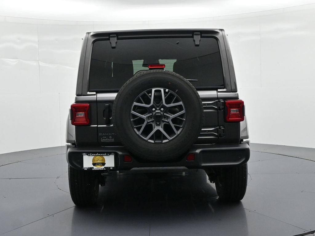 New 2026 Jeep Wrangler Unlimited Sahara AWD/4WD image 7