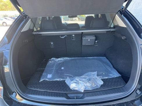 New 2025 MAZDA CX-5 AWD 2.5 S w/ Preferred Package image 24