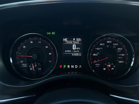 Used 2011 Dodge Charger R/T image 3