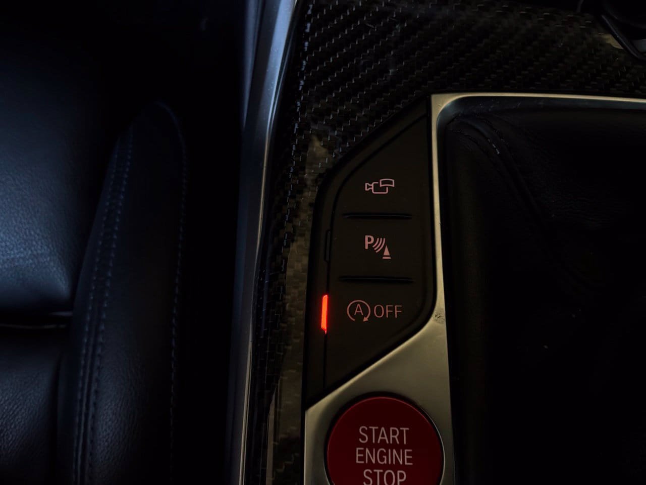 Used 2021 BMW M4 Coupe w/ Executive Package RWD image 34