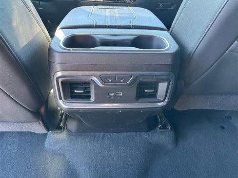 Used 2024 Chevrolet Silverado 3500 High Country w/ High Country Premium Package image 28