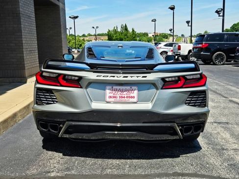 Used 2023 Chevrolet Corvette Stingray Preferred Cpe w/ Z51 Performance Package RWD image 7