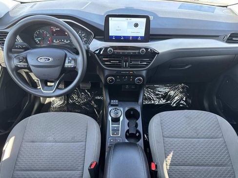 Certified 2022 Ford Escape SE image 8