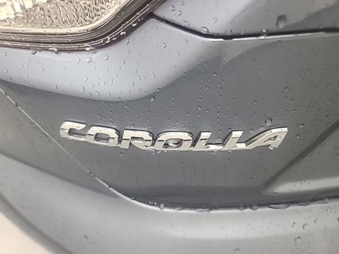 Used 2026 Toyota Corolla LE FWD image 12