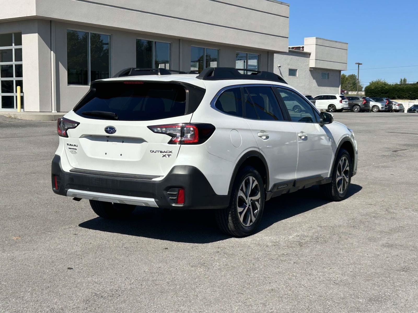 Used 2022 Subaru Outback Limited XT AWD/4WD image 7