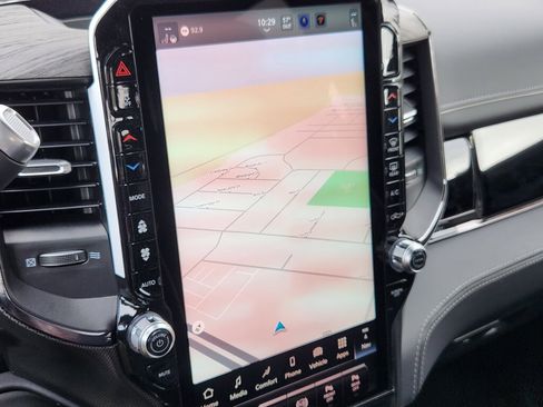 New 2026 RAM 2500 Limited image 18