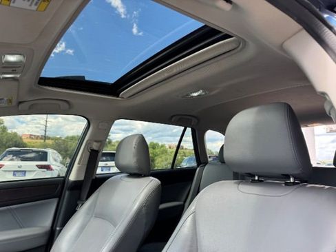 Used 2019 Subaru Outback 3.6R Limited w/ Popular Package #2 image 21