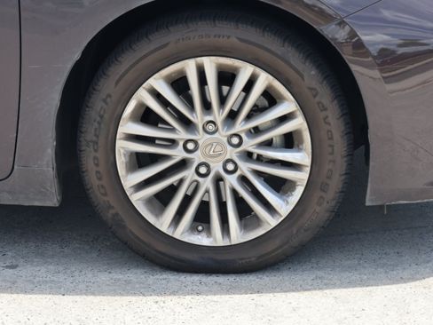 Used 2013 Lexus ES 350 w/ Luxury Pkg FWD image 11