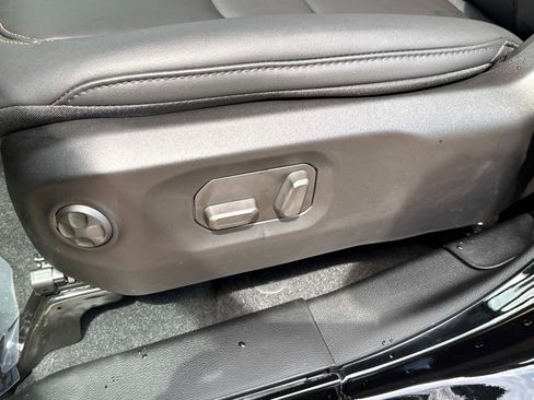 New 2025 Jeep Wrangler Unlimited Rubicon 392 image 22