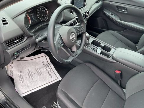 Used 2025 Nissan Sentra S FWD image 13