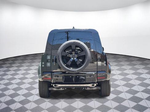 New 2026 Land Rover Defender 110 X-Dynamic SE AWD/4WD image 10