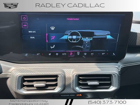 Used 2024 Ford Mustang Premium RWD image 10