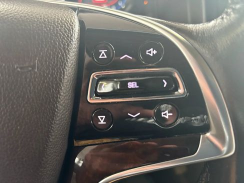 Used 2017 Cadillac Escalade ESV Luxury image 14