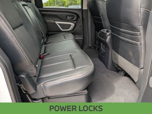 Used 2017 Nissan Titan SL w/ Chrome Package AWD/4WD image 21