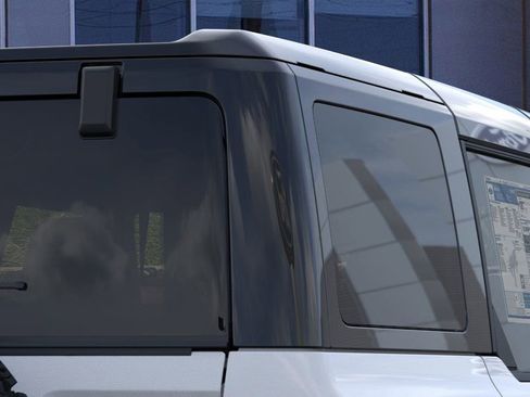 New 2025 Ford Bronco Badlands image 25