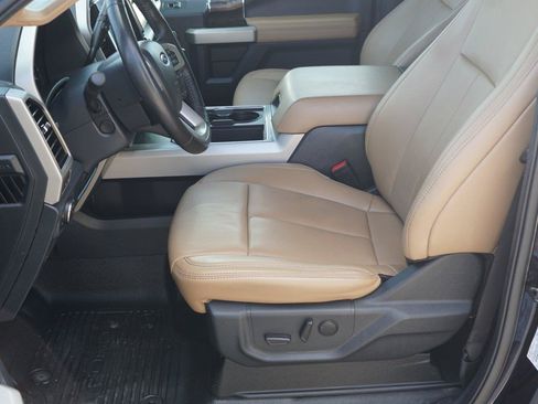 Certified 2022 Ford F250 Lariat w/ Lariat Ultimate Package AWD/4WD image 9