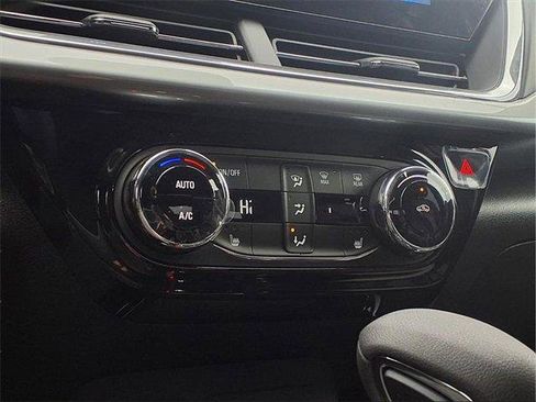 New 2026 Chevrolet Trax LT w/ Driver Confidence Package image 8