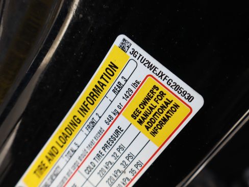 Used 2015 GMC Sierra 1500 Denali w/ Driver Alert Package image 23