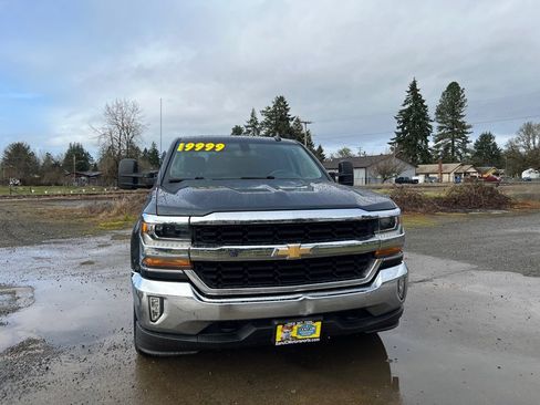 Used 2017 Chevrolet Silverado 1500 LT w/ LT Eassist Package image 22