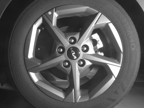 Used 2025 Kia K4 LXS image 14