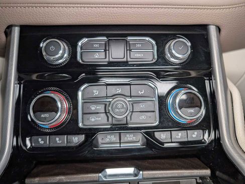 Certified 2022 GMC Yukon Denali w/ Max Trailering Package AWD/4WD image 33