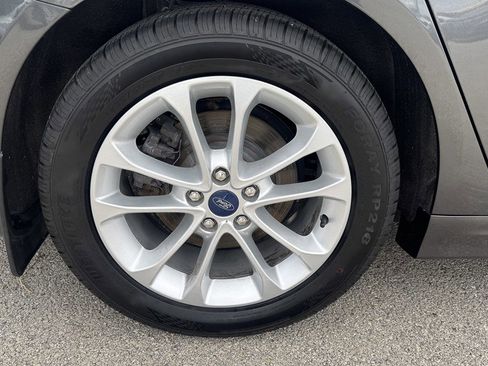 Used 2020 Ford Fusion SE FWD image 13