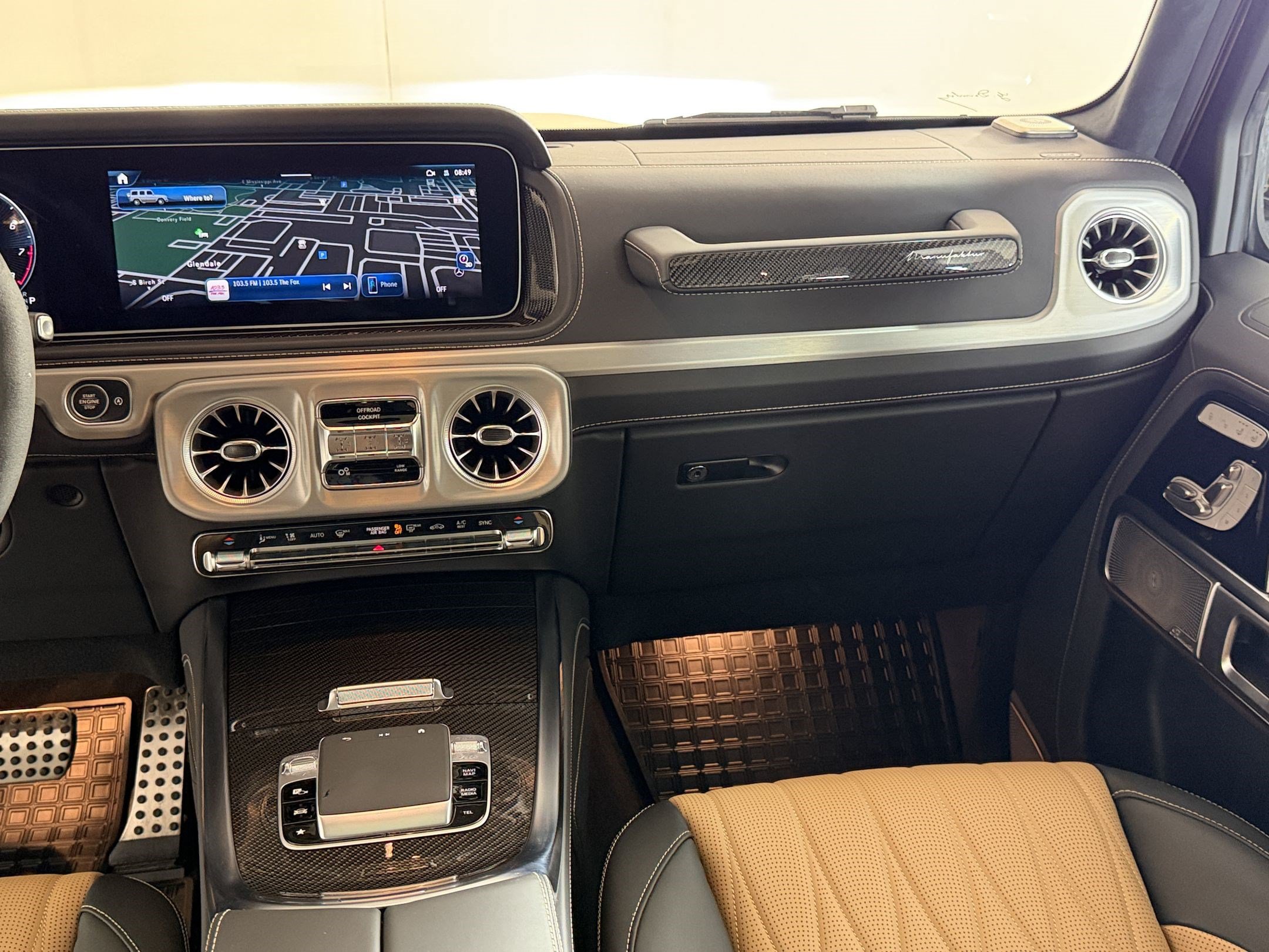 Certified 2025 Mercedes-Benz G 63 AMG 4MATIC image 30