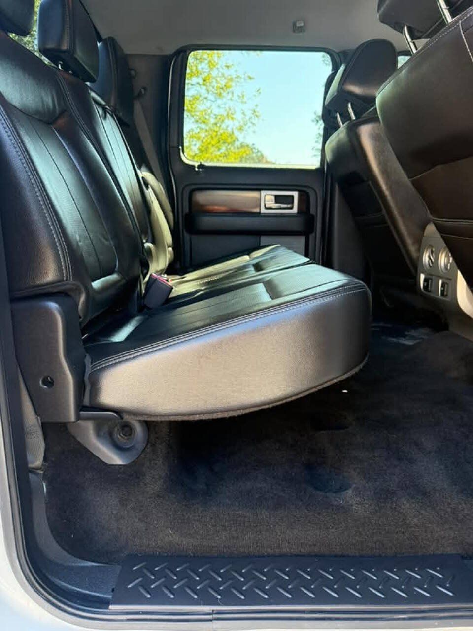Used 2012 Ford F150 Lariat w/ Lariat Chrome Pkg AWD/4WD image 13