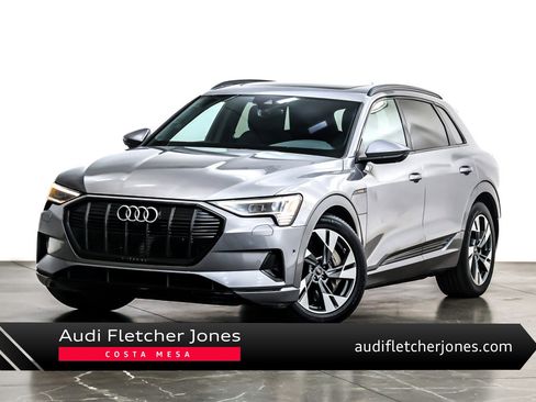 Used 2022 Audi e-tron Premium w/ Convenience Plus Package image 1