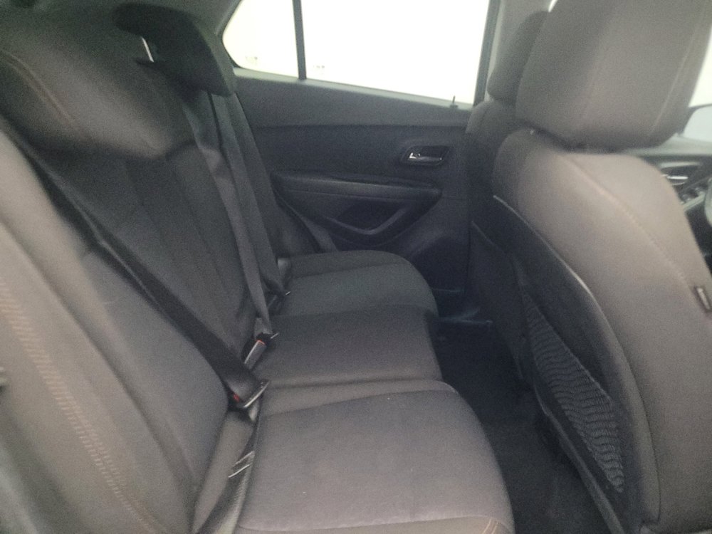 Used 2020 Chevrolet Trax LS w/ Tint and Cruise Package FWD image 19