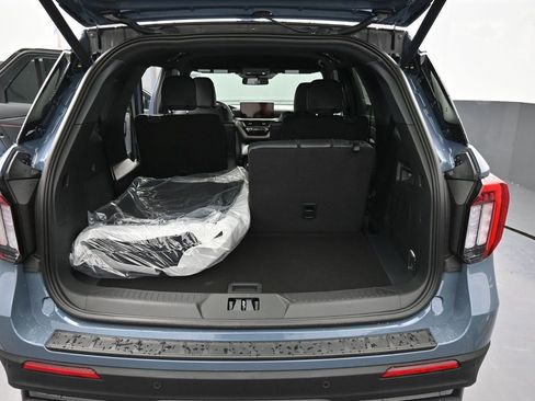 New 2026 Ford Explorer ST image 19